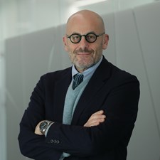 speaker Roberto Alatri