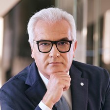 speaker Alberto Martini