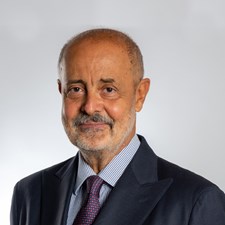 speaker Antonio Calabrò