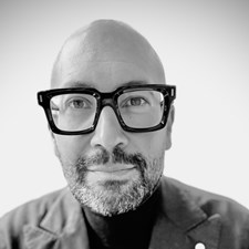 speaker Chris Akrimi