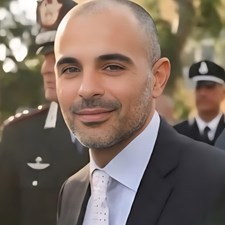 speaker Eliseo Cuccaro