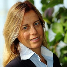 speaker Elena Flor