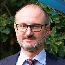 speaker Giovanni Foresti