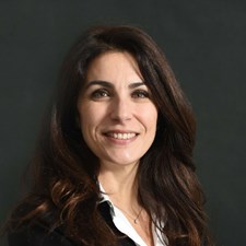 speaker Lucia Silva
