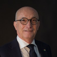 speaker Luigi Carrino