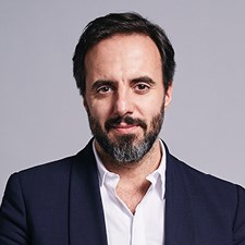 speaker José Neves