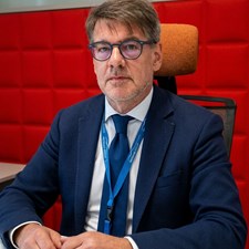speaker Pietro Ferrario