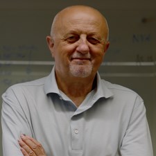 speaker Sergio Girotto