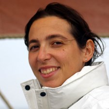 speaker Veronica La Regina