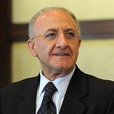 speaker Vincenzo De Luca