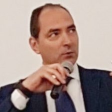 speaker Carlo De Simone